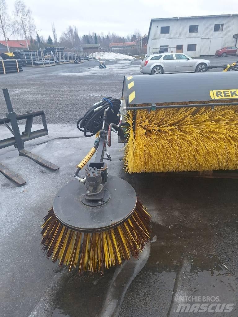 Reko KH 1800 Zametací stroje
