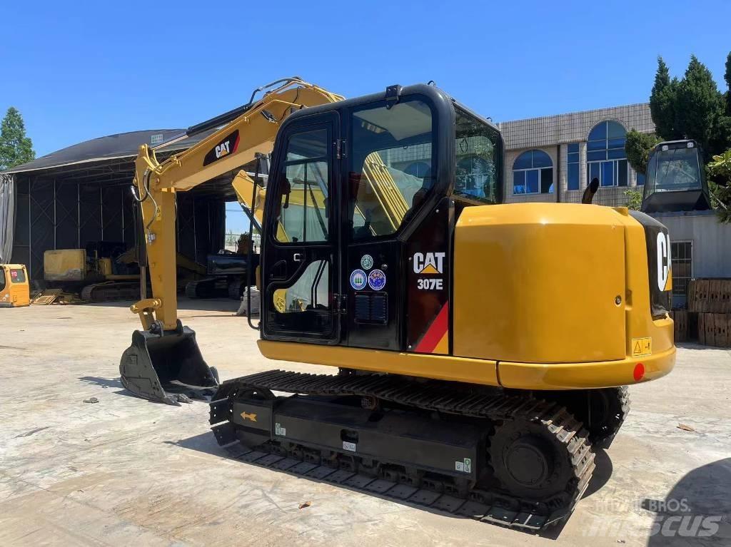 CAT 307 E Mini rýpadla < 7t