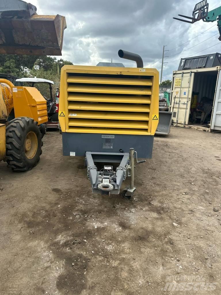 Atlas Copco 750CFM Naftové generátory
