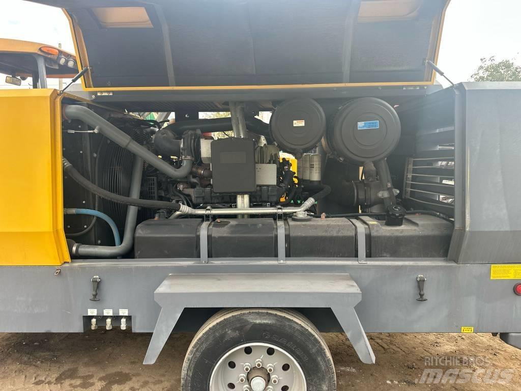 Atlas Copco 750CFM Naftové generátory