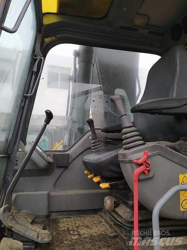 Volvo EC 210 Midi rýpadla 7t - 12t