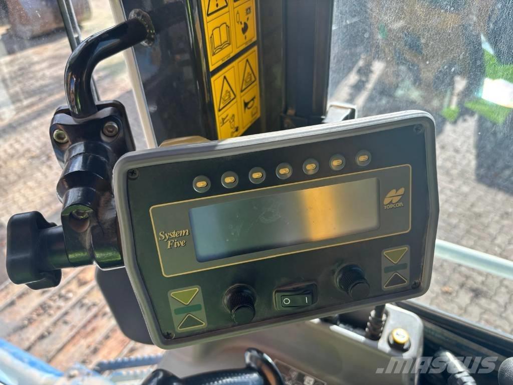 Komatsu D61PX-24 Pásové dozery