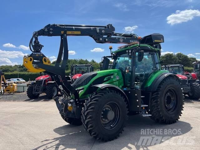 Valtra T235A Traktory