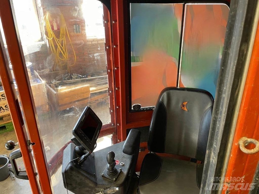 Ditch Witch JT 20 Horizontální vrtací zařízení