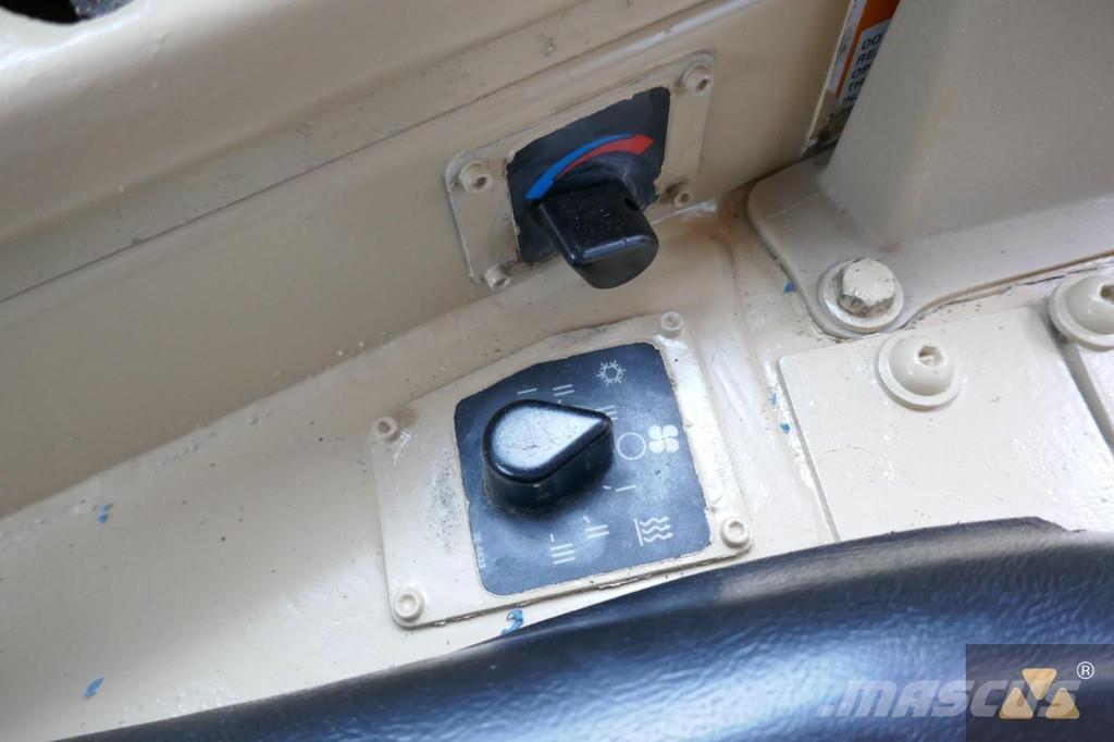 CAT D9R Pásové dozery