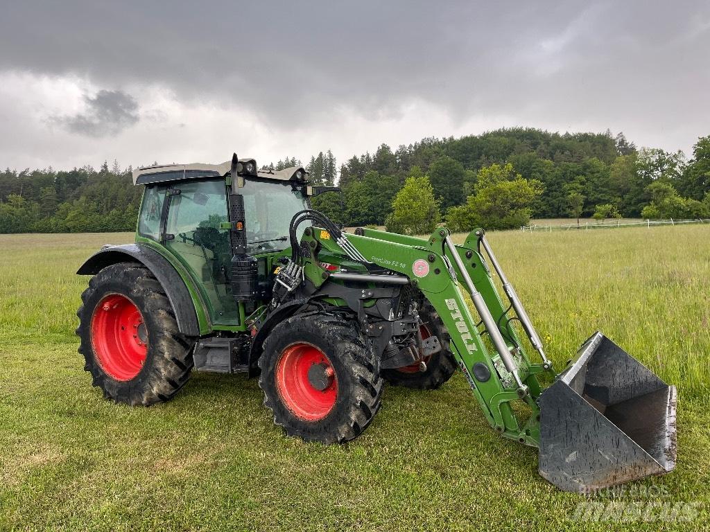 Fendt 211 Vario Traktory