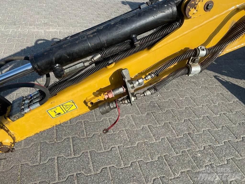 CAT 301.8 Mini rýpadla < 7t