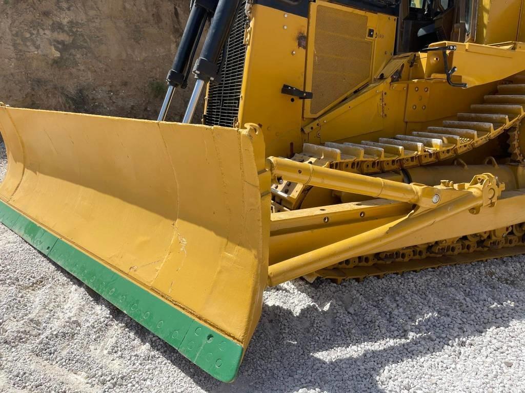 CAT D9N Pásové dozery