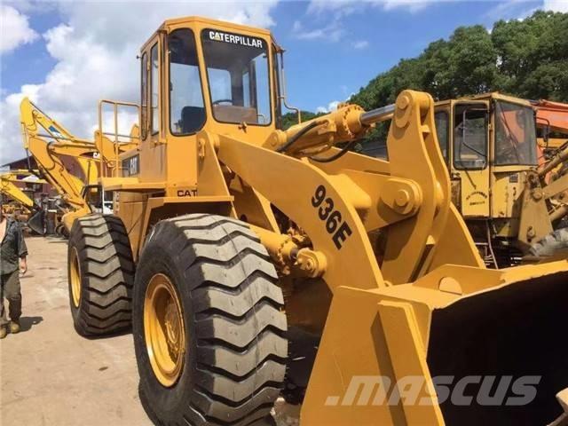 CAT 936 E Kolové nakladače