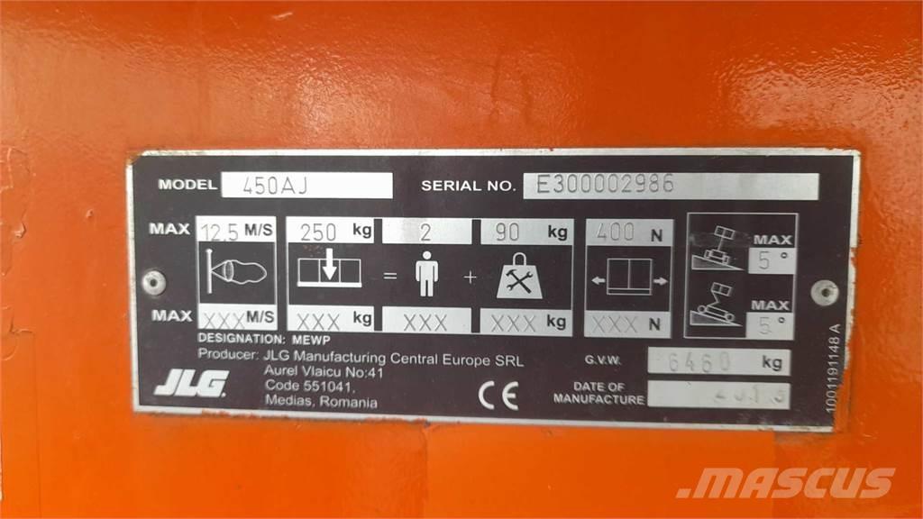 JLG 450AJSII Kloubové plošiny