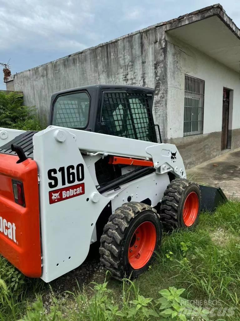 Bobcat S160 Smykem řízené nakladače