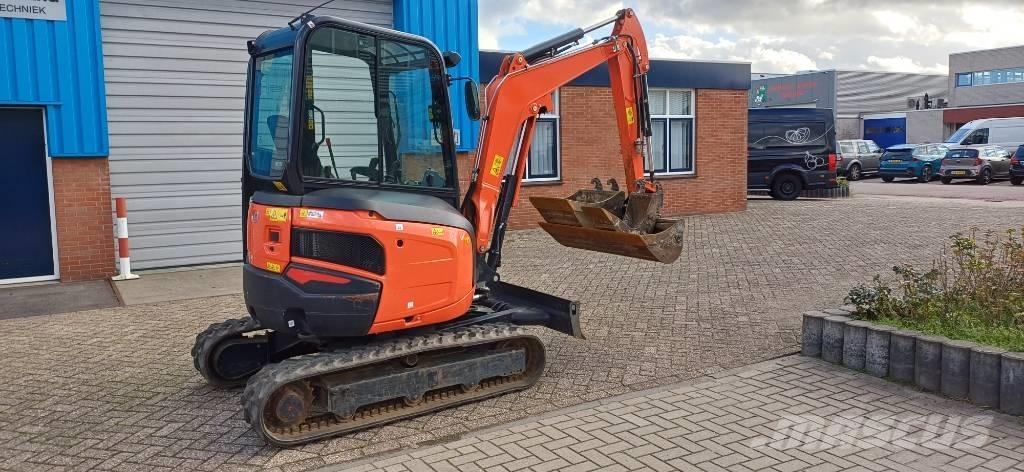 Kubota U 27-4 Mini rýpadla < 7t