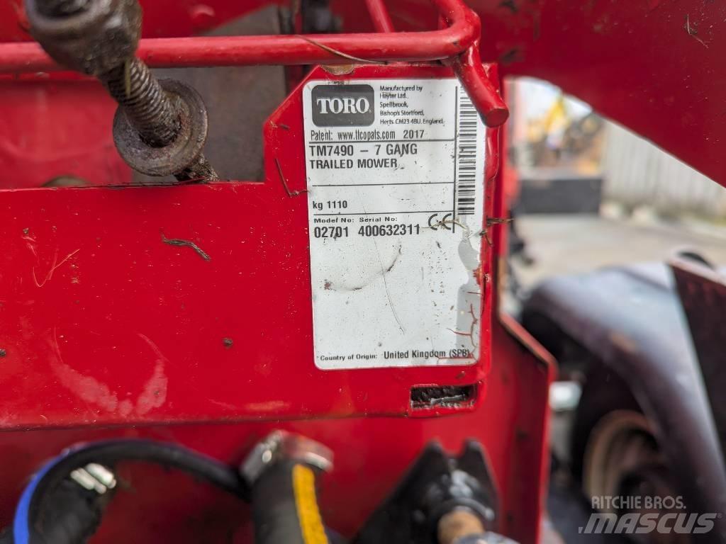 Toro TM7490 Sekačky namontované a tažené