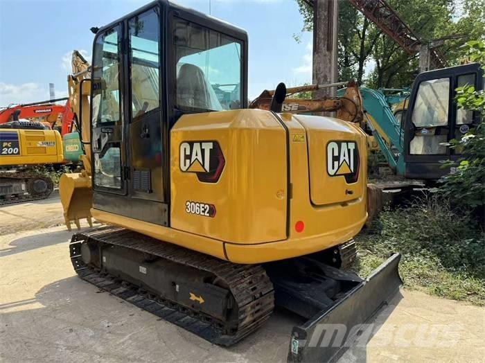 CAT 306 Mini rýpadla < 7t
