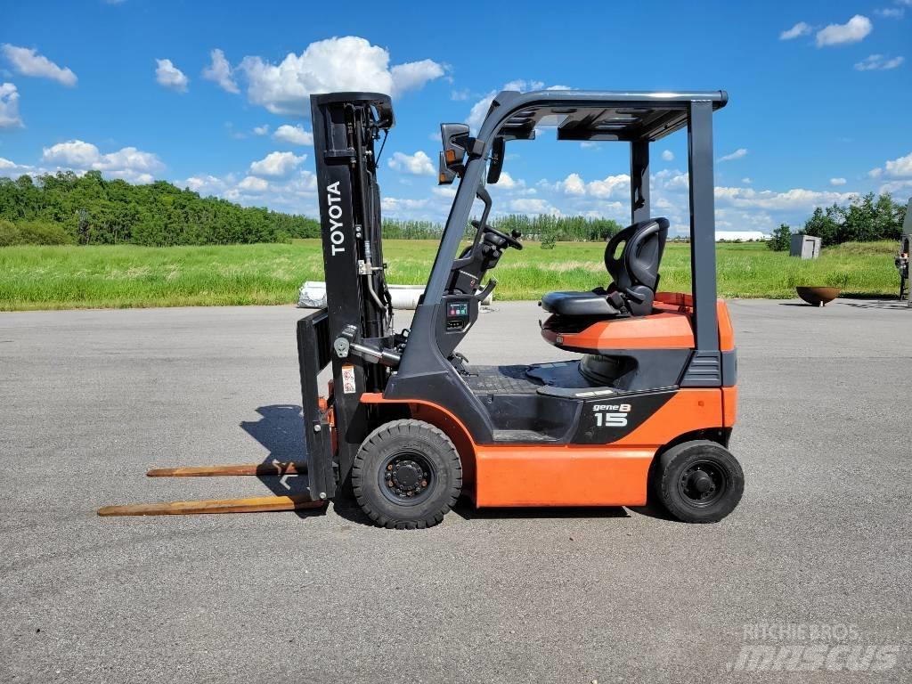 Toyota 8 FB 15 Akumulátorové vozíky