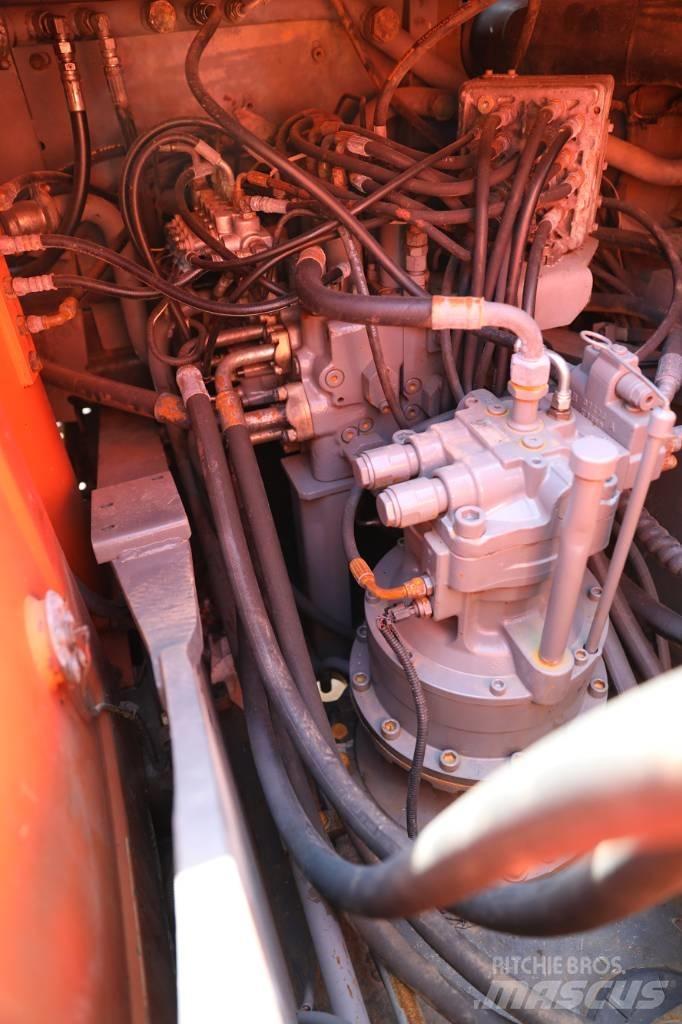 Hitachi ZX 200 LC-6 Pásová rýpadla