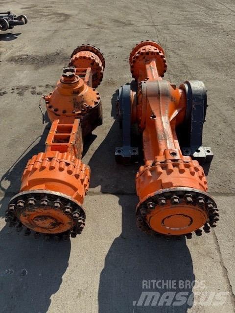 Doosan DL 400 AXLES Nápravy