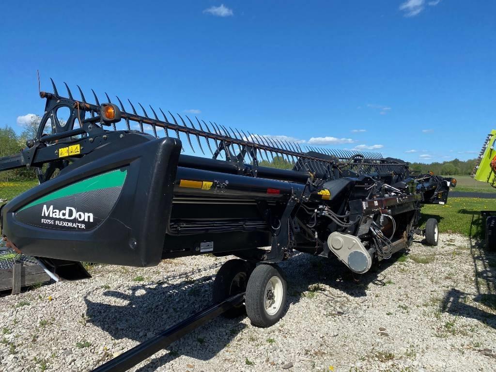 MacDon FD 75 Kombajnové hlavice