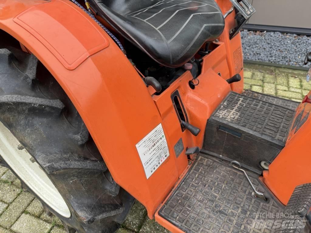Kubota Bultra  B1-17 Traktory