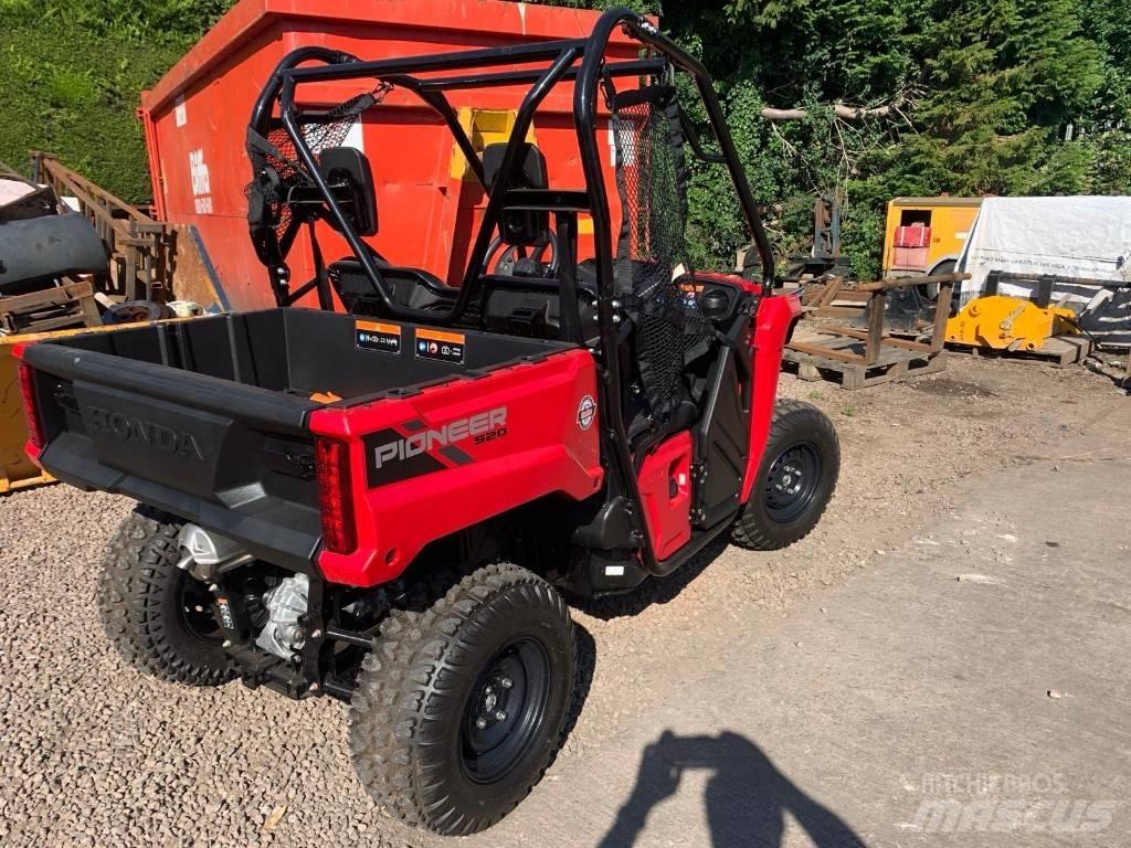 Honda Pioneer 520 Užitkové stroje