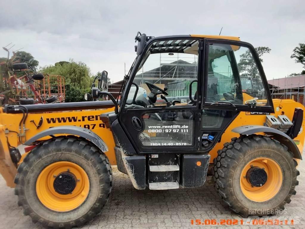 JCB 540-140 Teleskopické manipulátory
