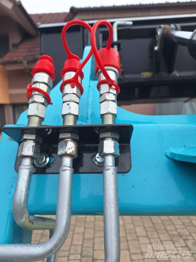 Maxi-Load 330 Smykem řízené nakladače