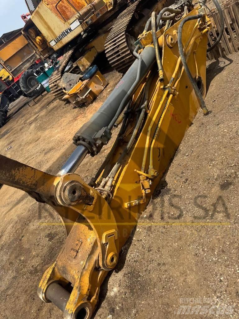 Liebherr R 934 Výložníky a lžíce