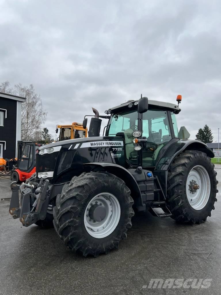 Massey Ferguson 7726 Traktory
