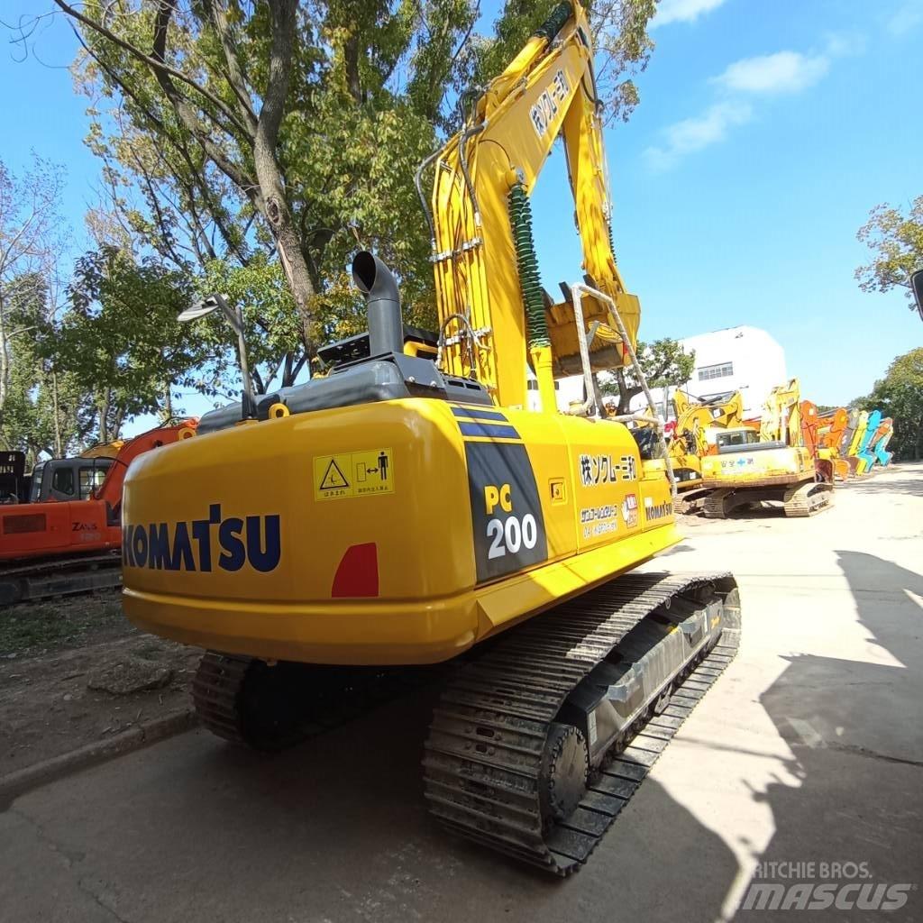 Komatsu PC 200-8N1 Pásová rýpadla