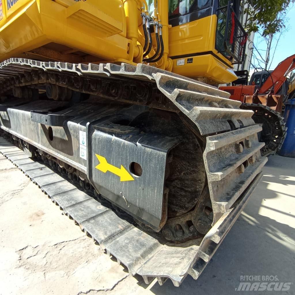 Komatsu PC 200-8N1 Pásová rýpadla