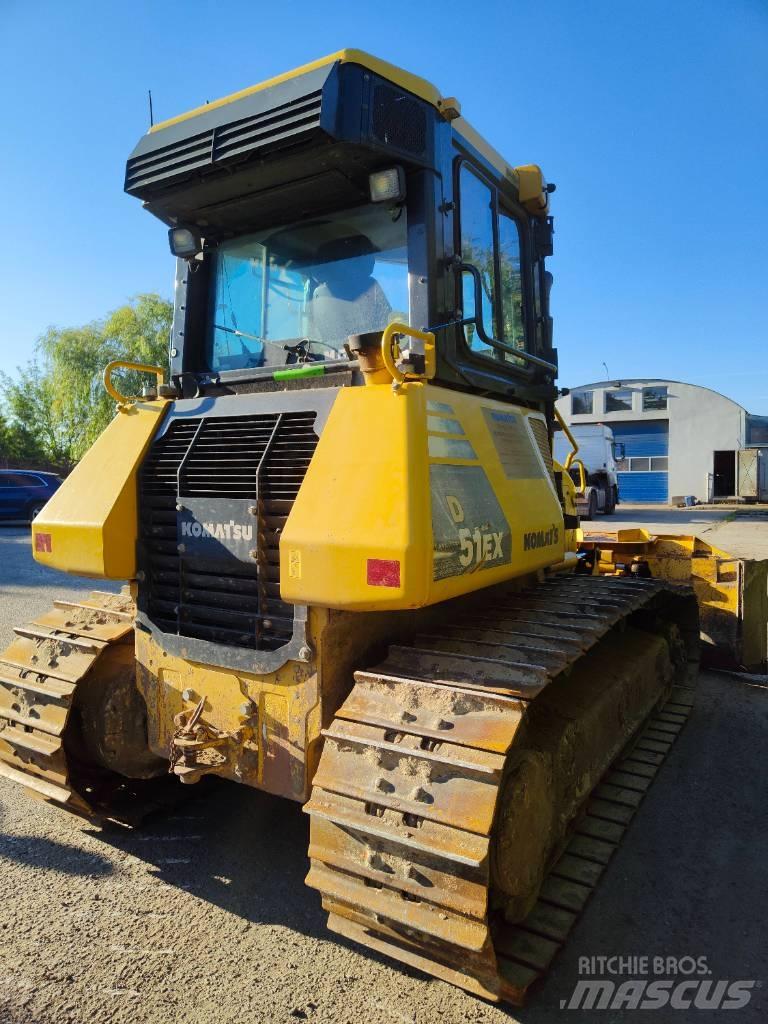 Komatsu D 51 Pásové dozery