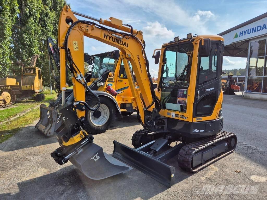 Hyundai R 25 Z-9AK Mini rýpadla < 7t