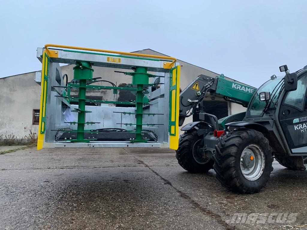  Spread-a-Bale Mini Drtiče a řezače balíků