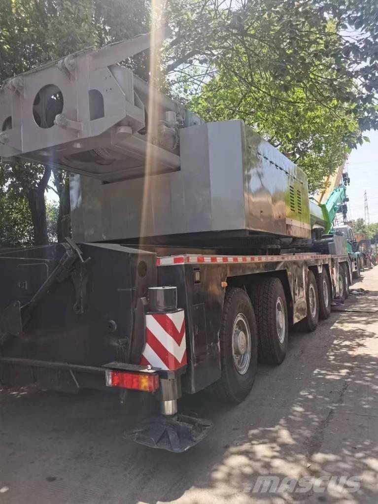 Zoomlion 220 Ton Univerzální terénní jeřáby
