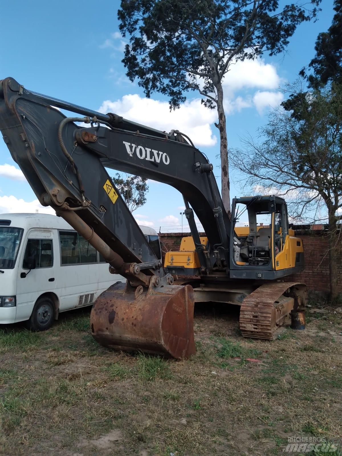 Volvo EC 250 D L Pásová rýpadla