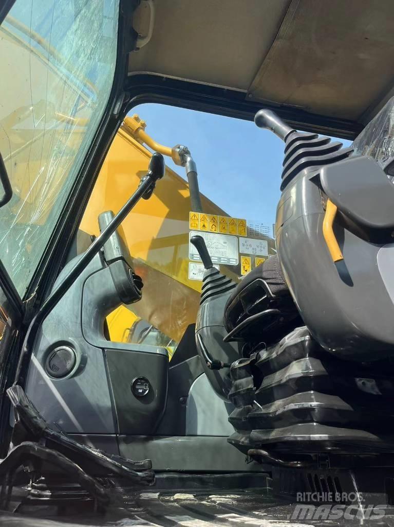 CAT 336 D2 Pásová rýpadla