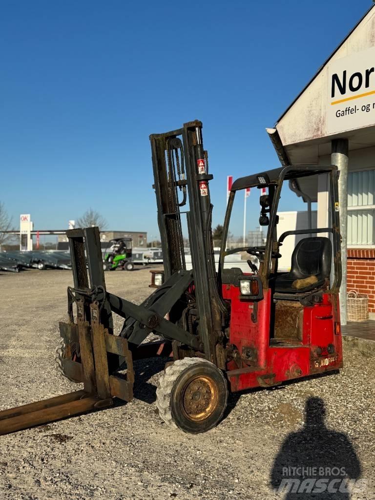 Moffett M4 25.3 Dieselové vozíky