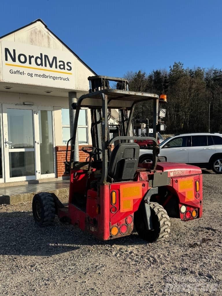 Moffett M4 25.3 Dieselové vozíky
