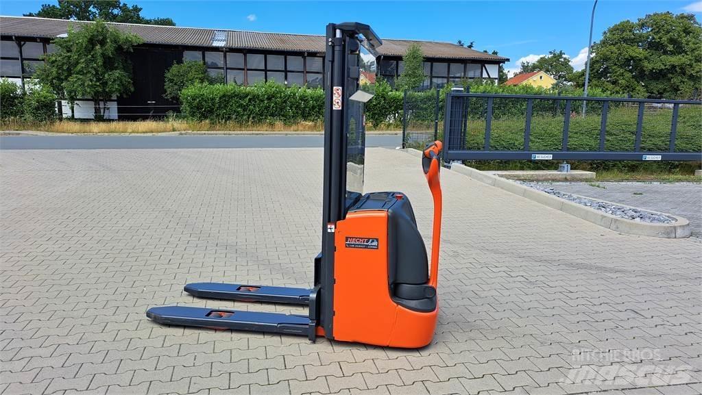 Linde L14C Ručně vedené vysokozdvižné vozíky