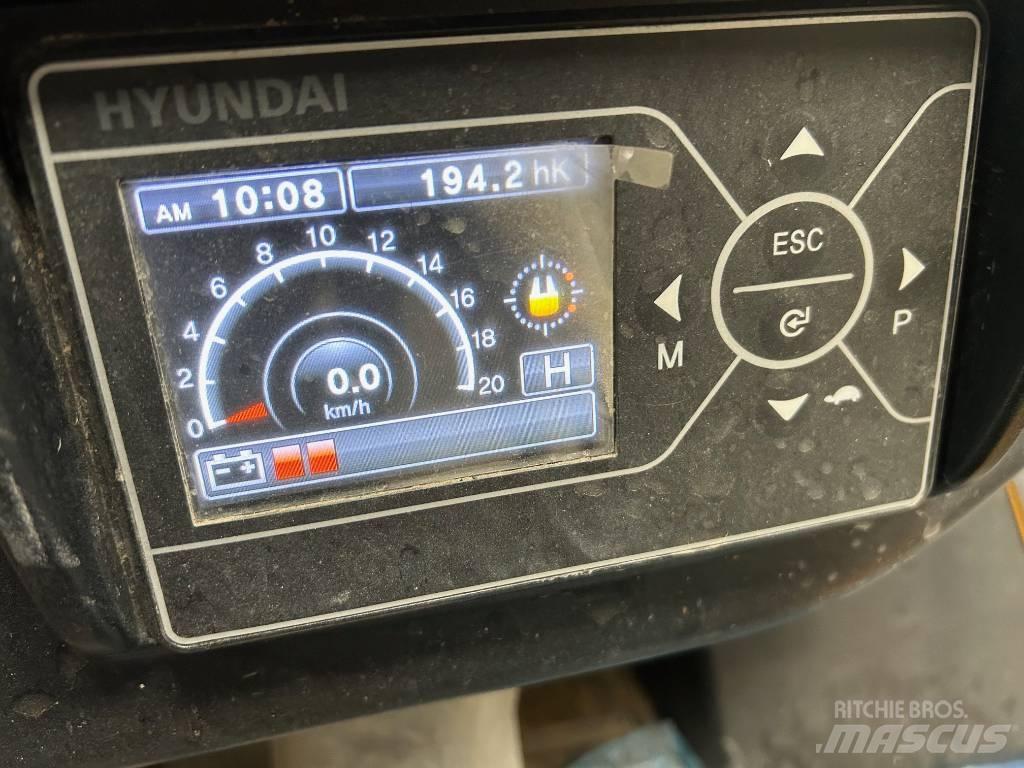 Hyundai Genuine Akumulátorové vozíky
