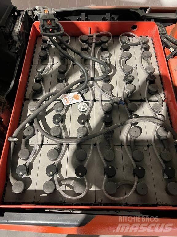 Linde E18-02 Akumulátorové vozíky