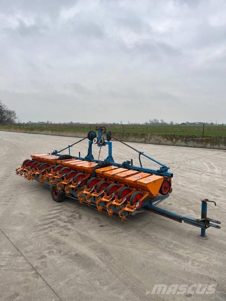 Schmotzer 15 Rij Mechanické secí stroje