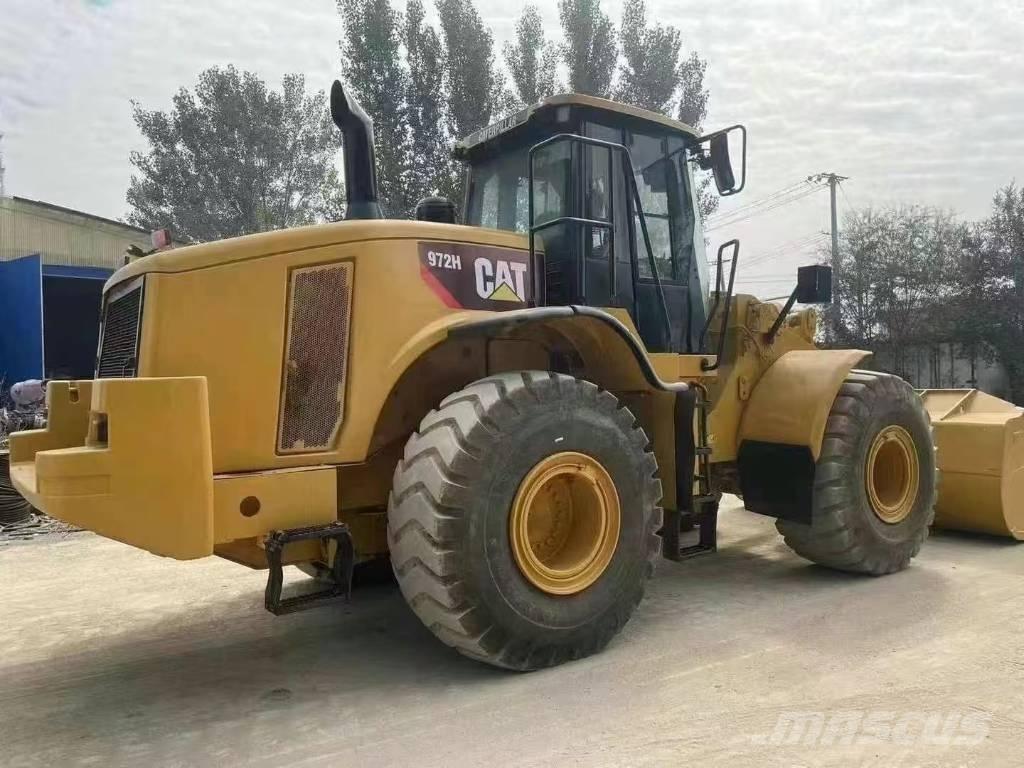 CAT 972 H Kolové nakladače