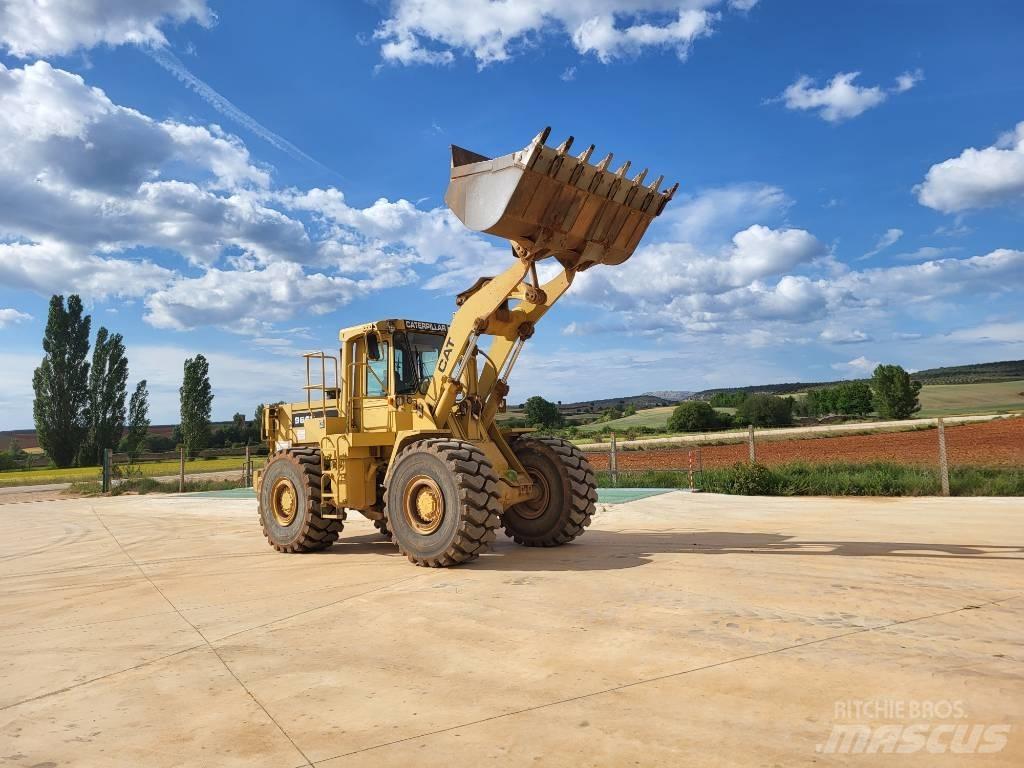 CAT 966E Kolové nakladače