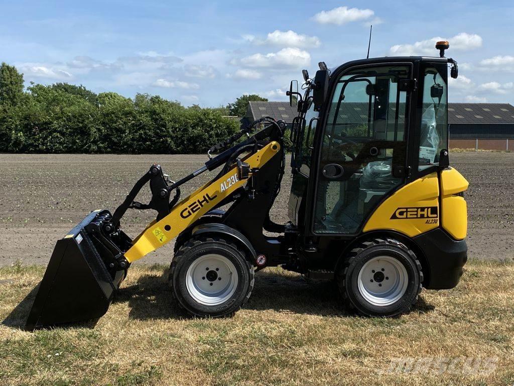 Gehl AL230 Kolové nakladače