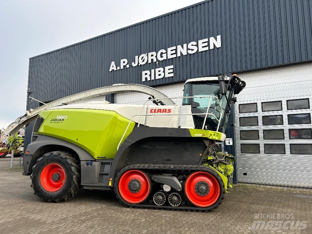 CLAAS Jaguar 960 TT Samojízdné sekačky