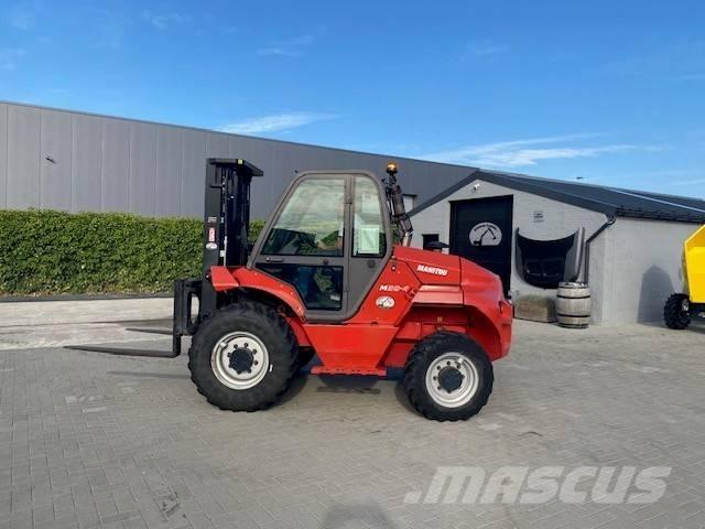 Manitou M 30.4 Terénní vysokozdvižné vozíky
