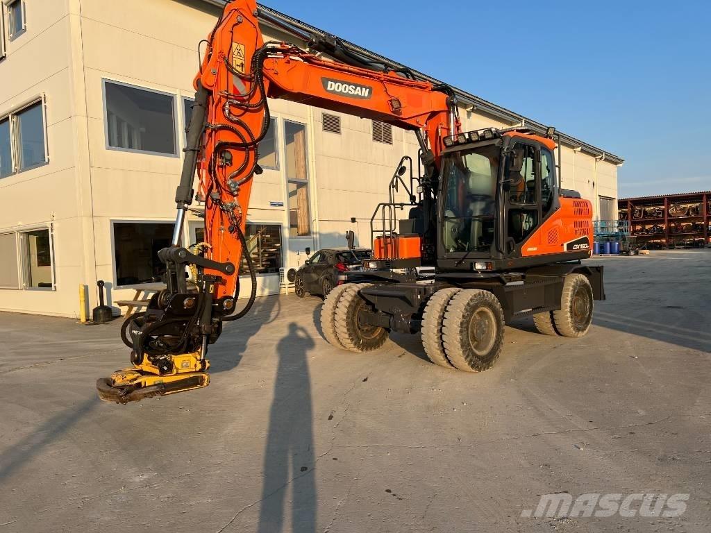 Doosan DX160W-5 Kolová rýpadla