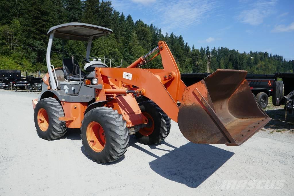 Hitachi ZW 50 Kolové nakladače