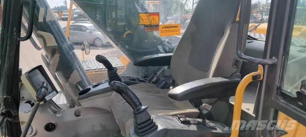 Volvo EC 210 C Pásová rýpadla